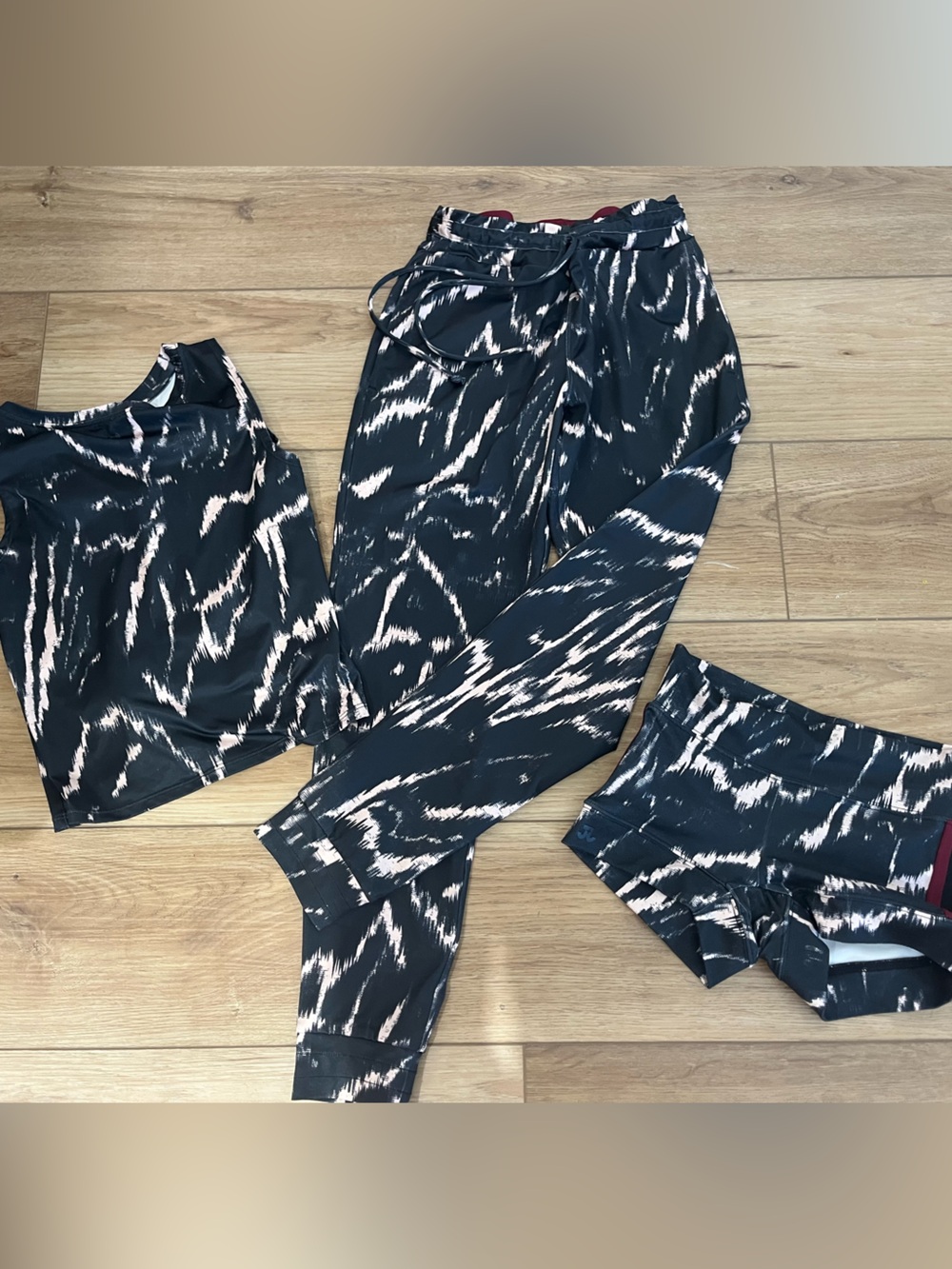 3-Piece Black & Cream Active Set - Tank, Leggings & Shorts